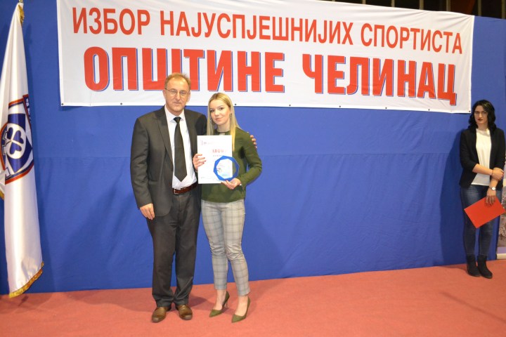 najuspjesnija sportistkinja Ana Pejakovic i nacelnik Momcilo Zeljkovic